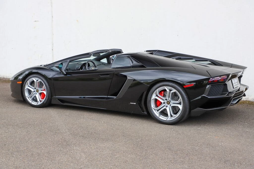 2014 Lamborghini Aventador LP700-4 - Image 30 of 31