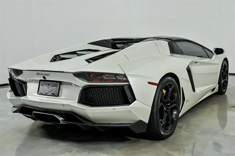 2014 Lamborghini Aventador LP700-4 - Image 12 of 31