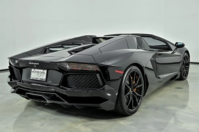 2014 Lamborghini Aventador LP700-4 - Image 10 of 31