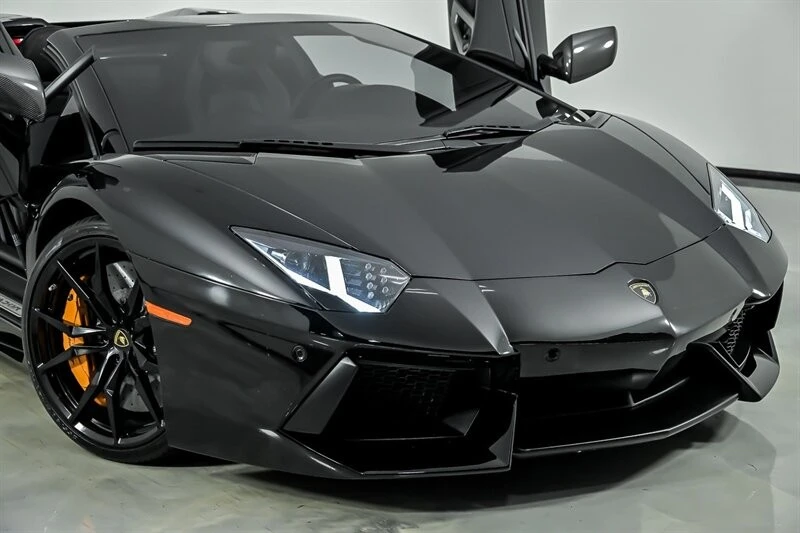 2014 Lamborghini Aventador LP700-4 - Image 3 of 31