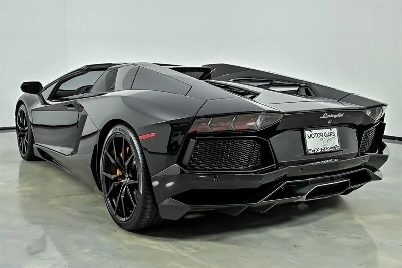 2014 Lamborghini Aventador LP700-4 - Image 8 of 31