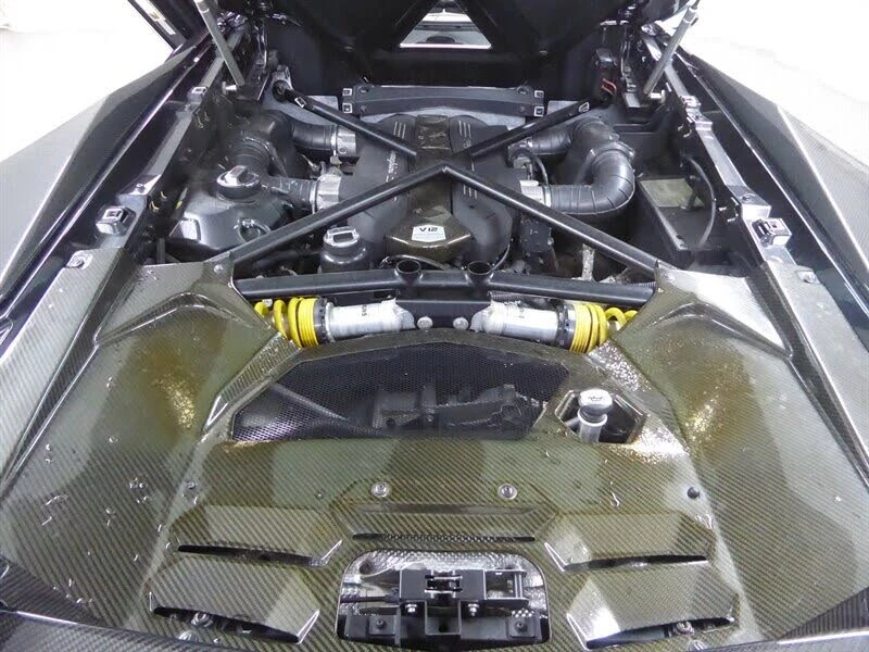 2014 Lamborghini Aventador LP700-4 - Image 30 of 31