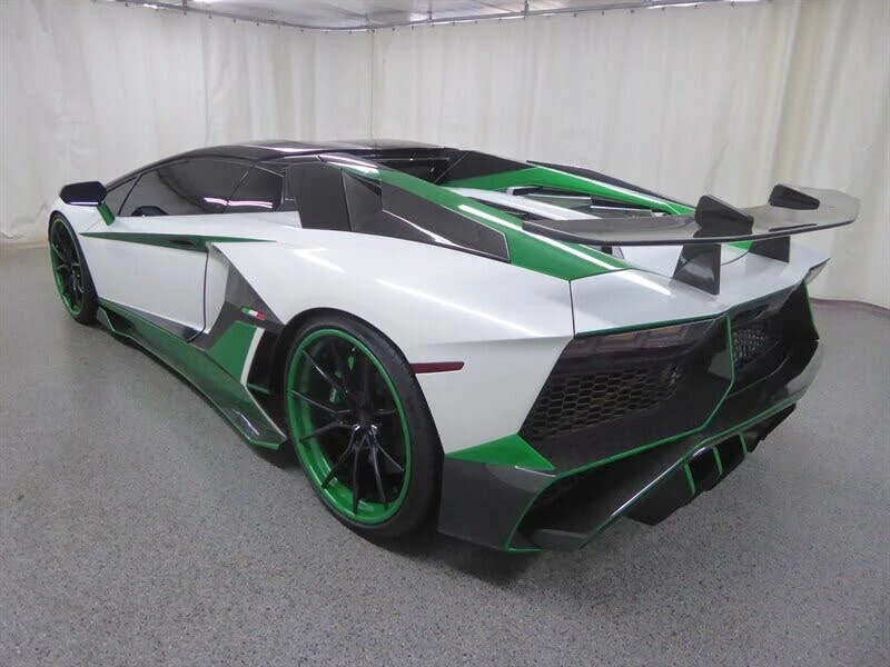 2014 Lamborghini Aventador LP700-4 - Image 6 of 31