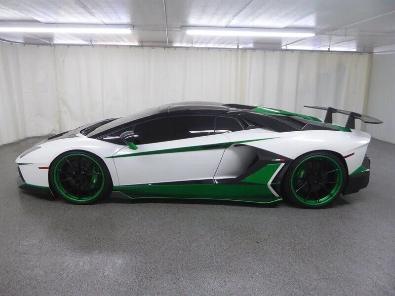 2014 Lamborghini Aventador LP700-4 - Image 5 of 31