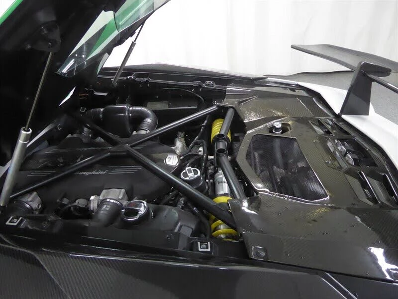 2014 Lamborghini Aventador LP700-4 - Image 29 of 31