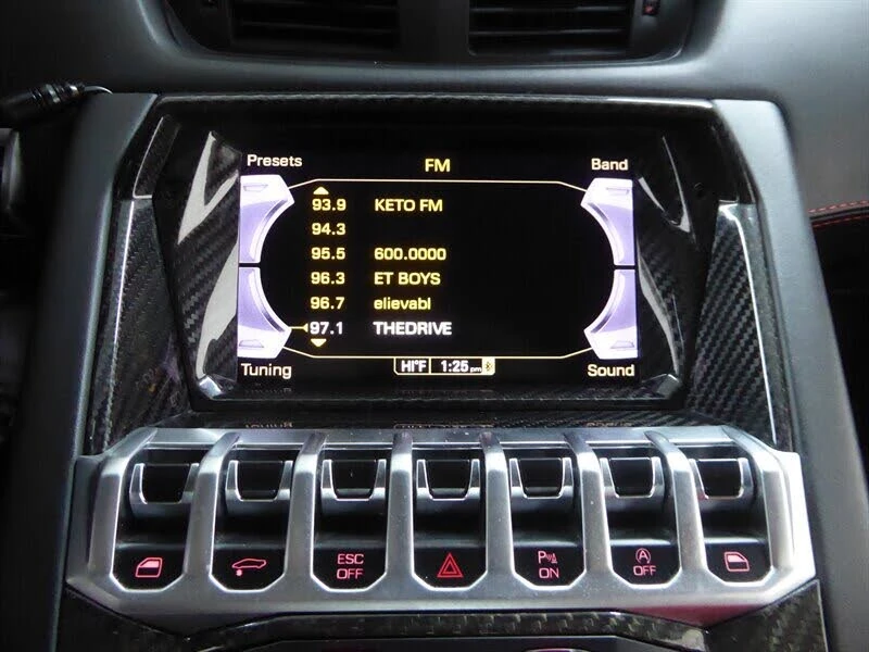 2014 Lamborghini Aventador LP700-4 - Image 24 of 31