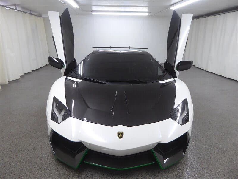 2014 Lamborghini Aventador LP700-4 - Image 10 of 31