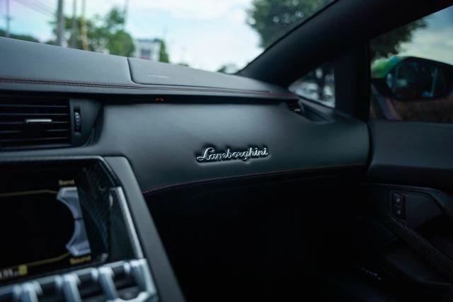 2014 Lamborghini Aventador LP700-4 - Image 23 of 31