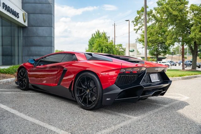 2014 Lamborghini Aventador LP700-4 - Image 17 of 31