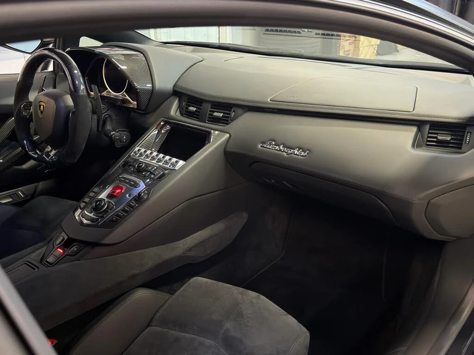 2014 Lamborghini Aventador LP700-4 - Image 31 of 31