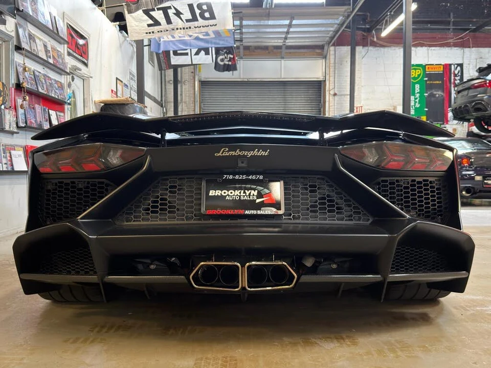 2014 Lamborghini Aventador LP700-4 - Image 10 of 31