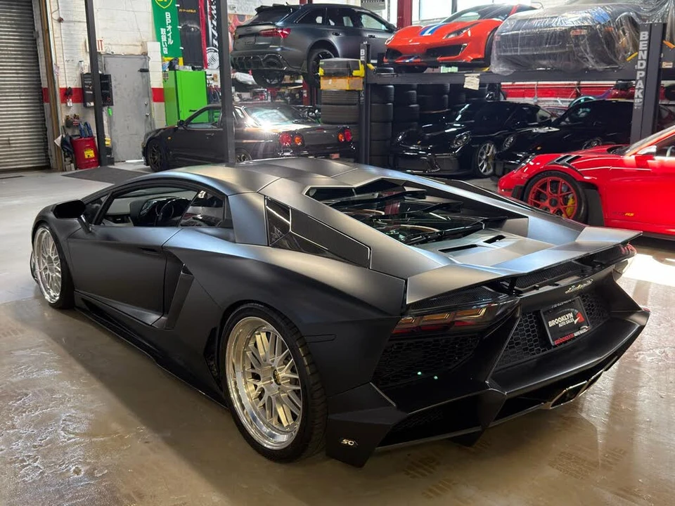 2014 Lamborghini Aventador LP700-4 - Image 13 of 31