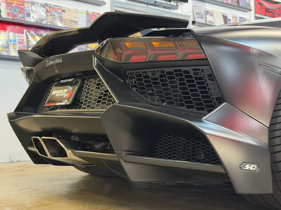 2014 Lamborghini Aventador LP700-4 - Image 24 of 31