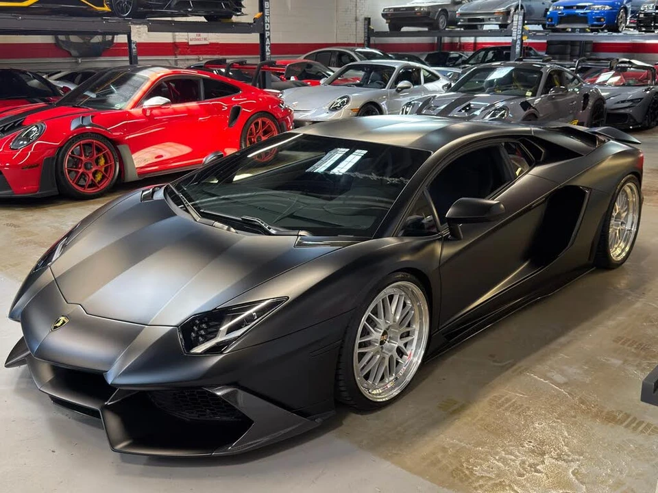 2014 Lamborghini Aventador LP700-4 - Image 14 of 31