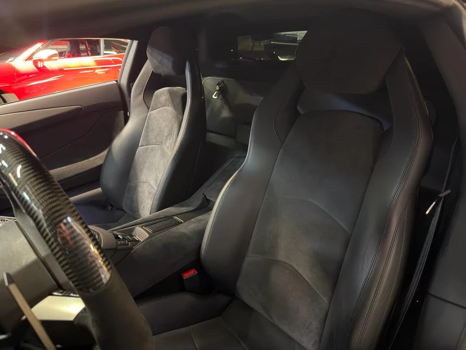 2014 Lamborghini Aventador LP700-4 - Image 29 of 31