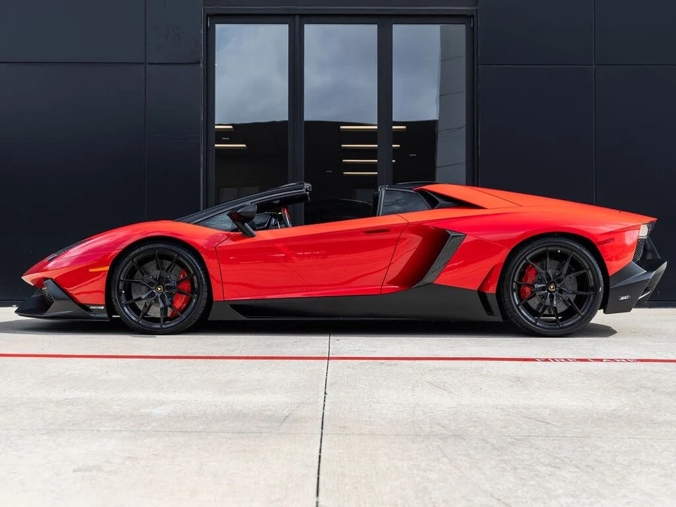 2014 Lamborghini Aventador LP700-4 - Image 11 of 31