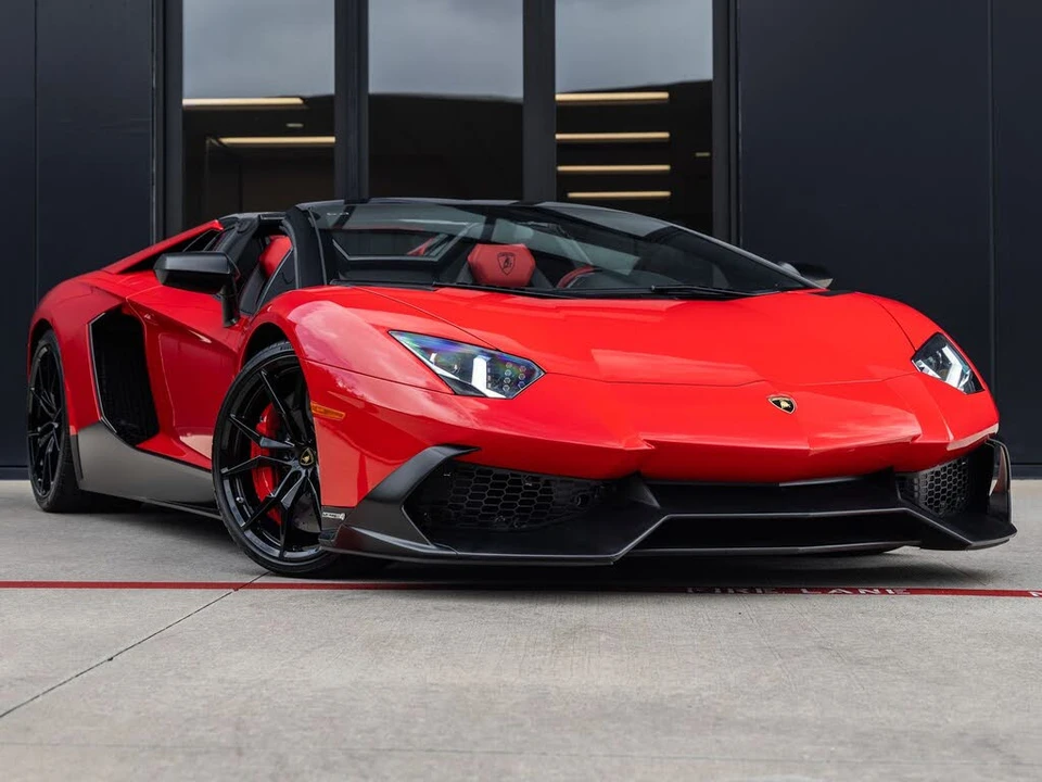 2014 Lamborghini Aventador LP700-4 - Image 3 of 31