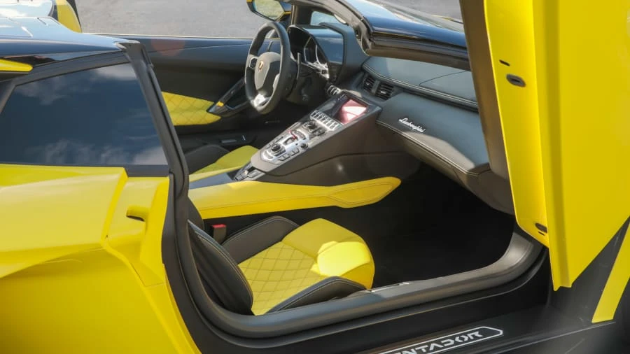2014 Lamborghini Aventador LP700-4 - Image 5 of 20