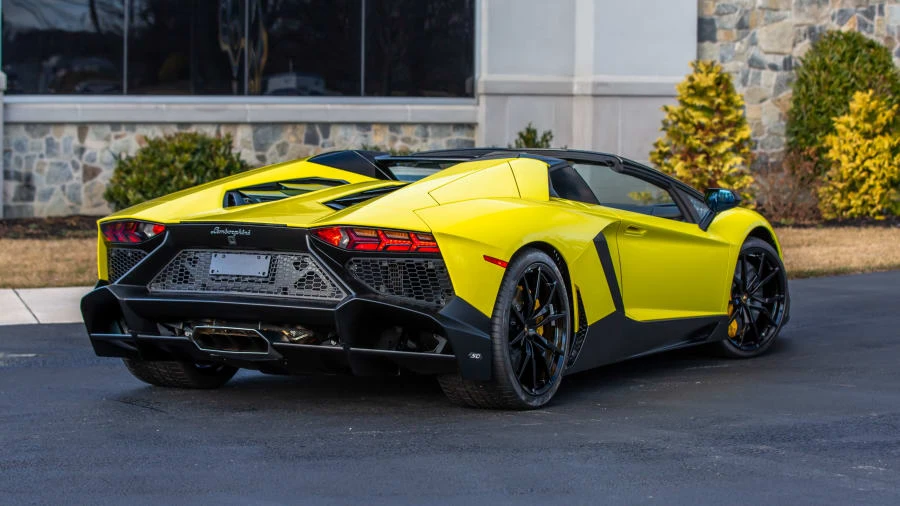 2014 Lamborghini Aventador LP700-4 - Image 13 of 20