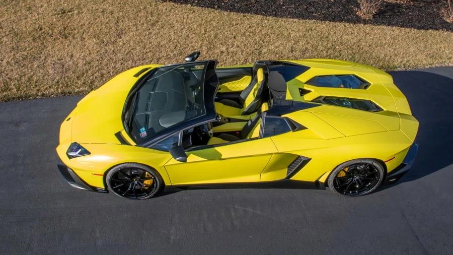 2014 Lamborghini Aventador LP700-4 - Image 16 of 20