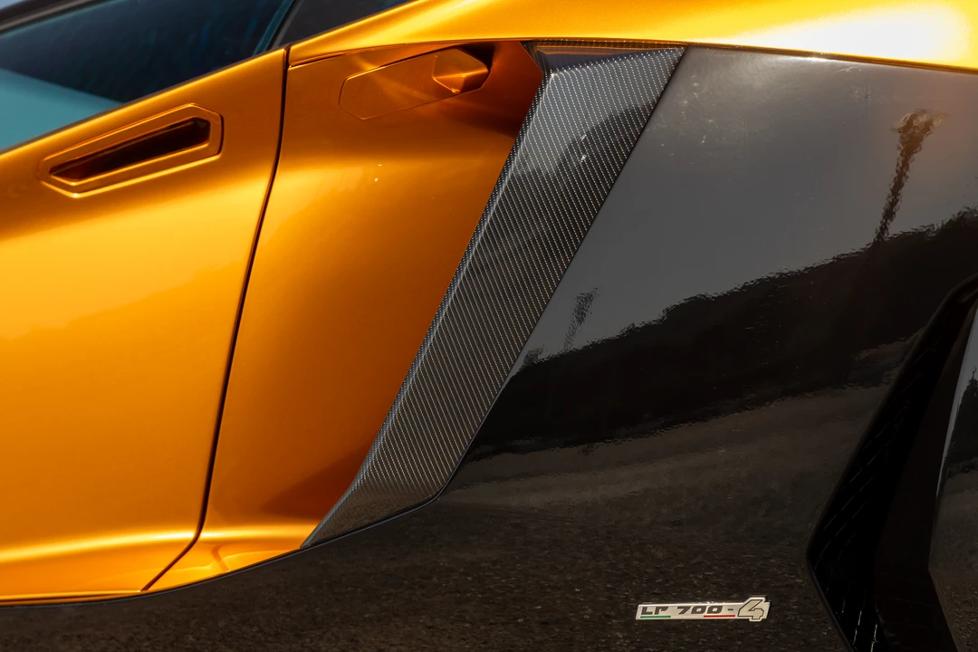 2014 Lamborghini Aventador LP700-4 - Image 17 of 31