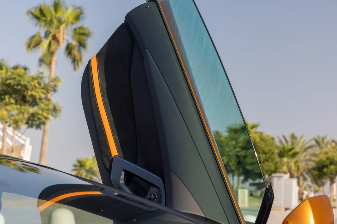 2014 Lamborghini Aventador LP700-4 - Image 28 of 31