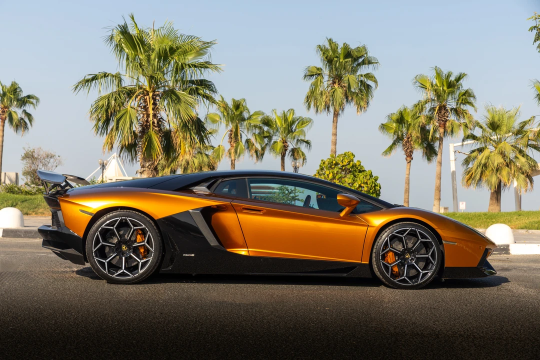 2014 Lamborghini Aventador LP700-4 - Image 4 of 31