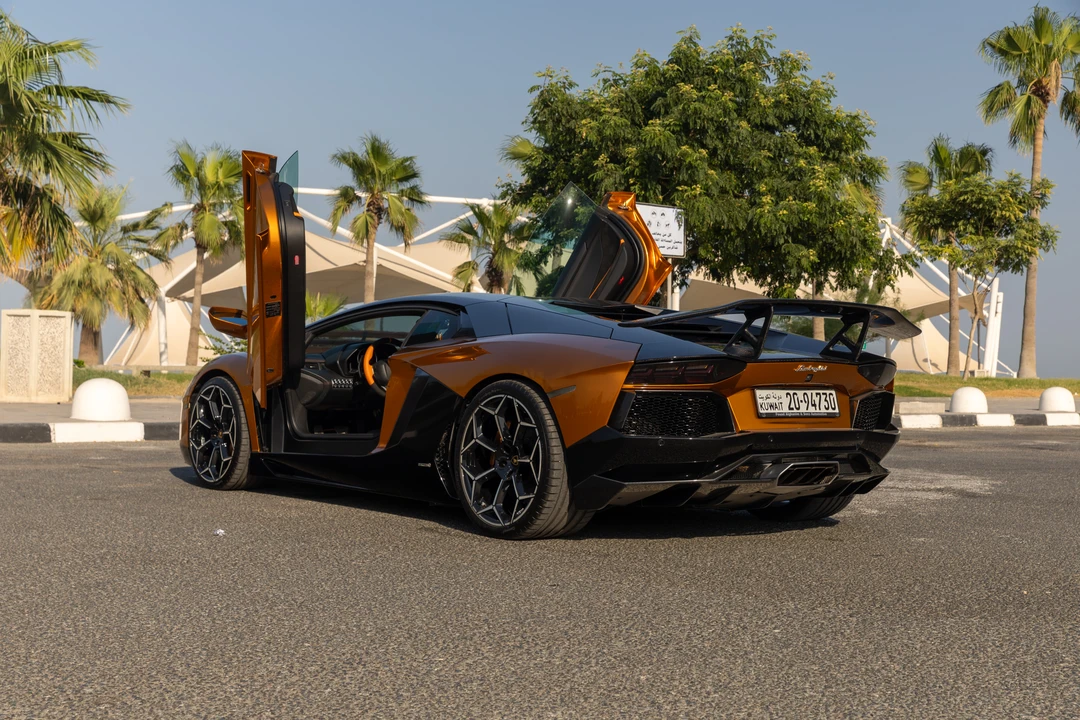 2014 Lamborghini Aventador LP700-4 - Image 12 of 31