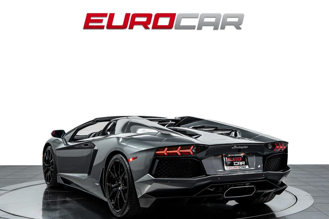 2014 Lamborghini Aventador LP700-4 - Image 4 of 31
