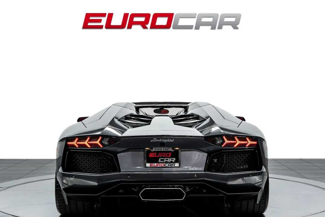 2014 Lamborghini Aventador LP700-4 - Image 5 of 31