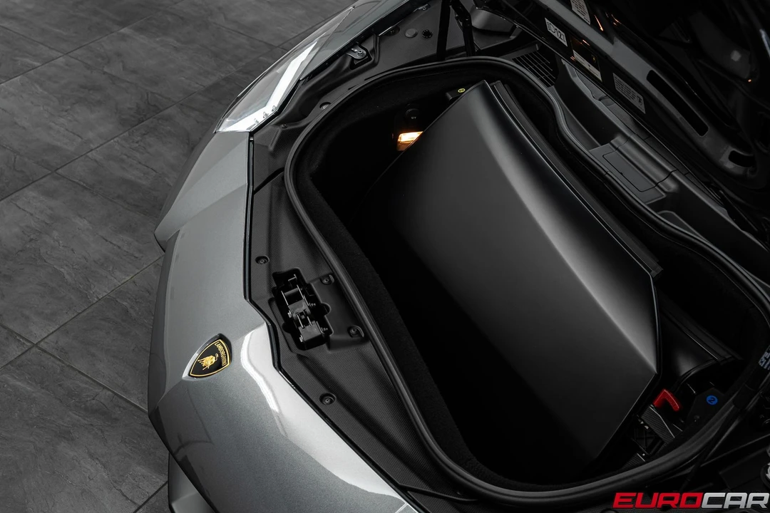 2014 Lamborghini Aventador LP700-4 - Image 13 of 31