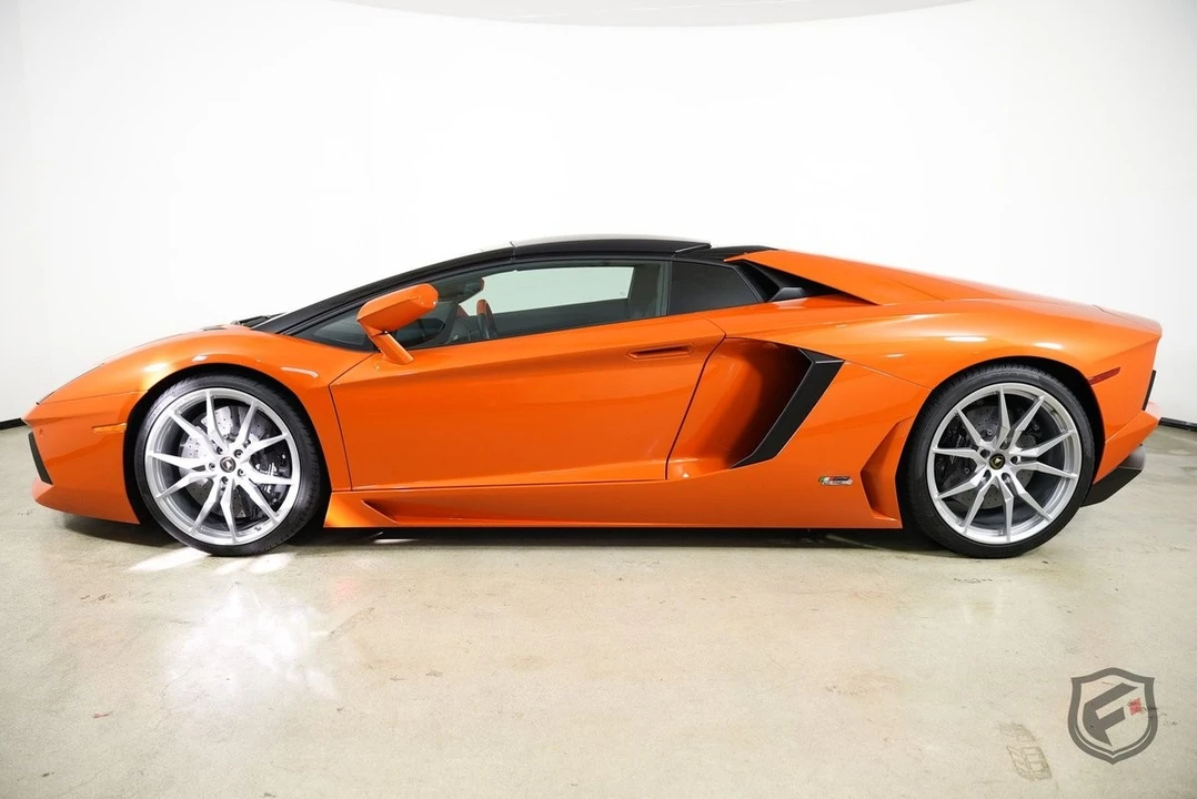 2014 Lamborghini Aventador LP700-4 - Image 6 of 31