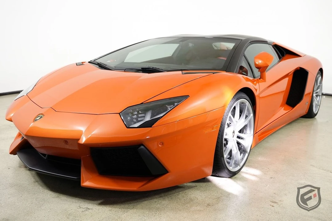 2014 Lamborghini Aventador LP700-4 - Image 4 of 12
