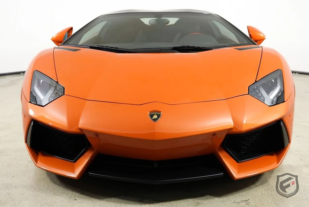2014 Lamborghini Aventador LP700-4 - Image 3 of 12