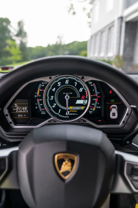 2014 Lamborghini Aventador LP700-4 - Image 25 of 31