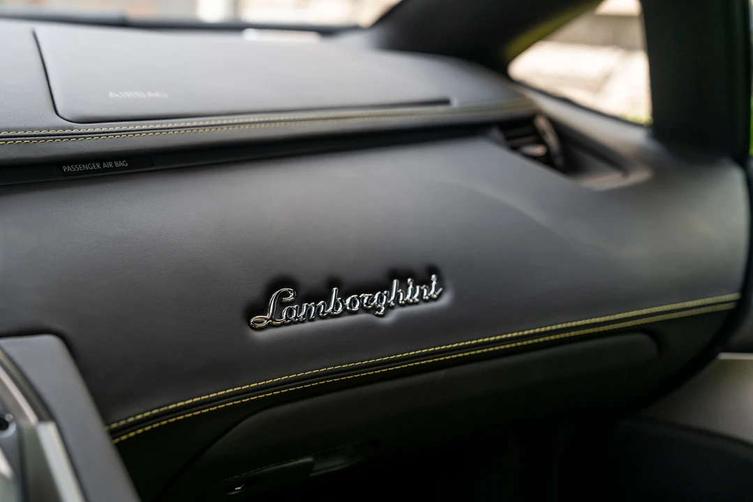 2014 Lamborghini Aventador LP700-4 - Image 21 of 31
