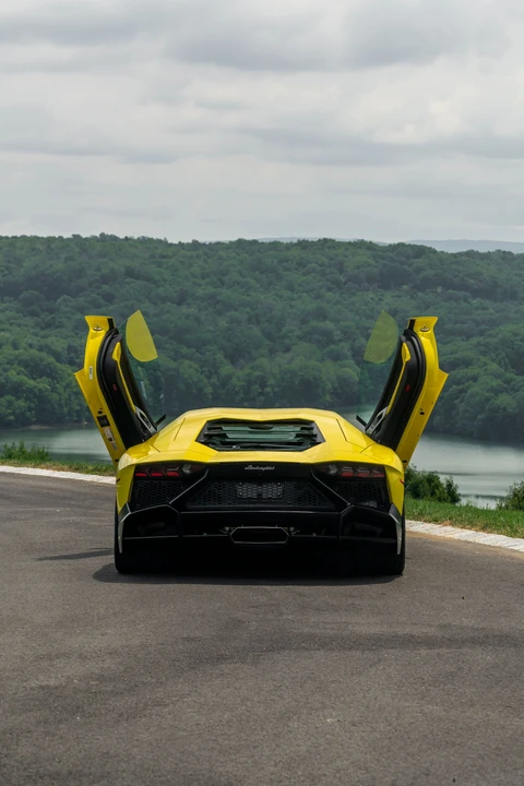 2014 Lamborghini Aventador LP700-4 - Image 2 of 31