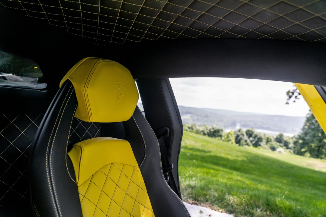 2014 Lamborghini Aventador LP700-4 - Image 11 of 31