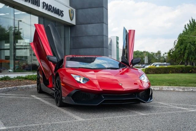 2014 Lamborghini Aventador LP700-4 - Image 2 of 31