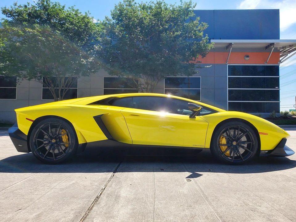 2014 Lamborghini Aventador LP700-4 - Image 21 of 31