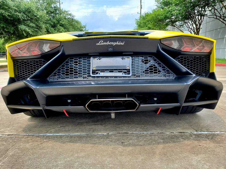 2014 Lamborghini Aventador LP700-4 - Image 16 of 31