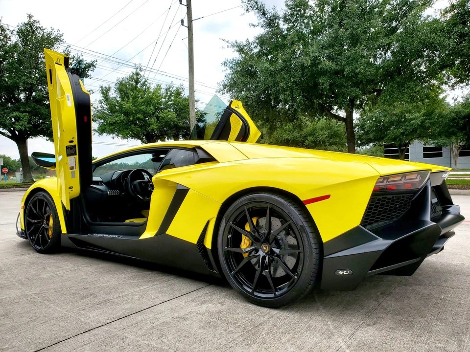 2014 Lamborghini Aventador LP700-4 - Image 31 of 31