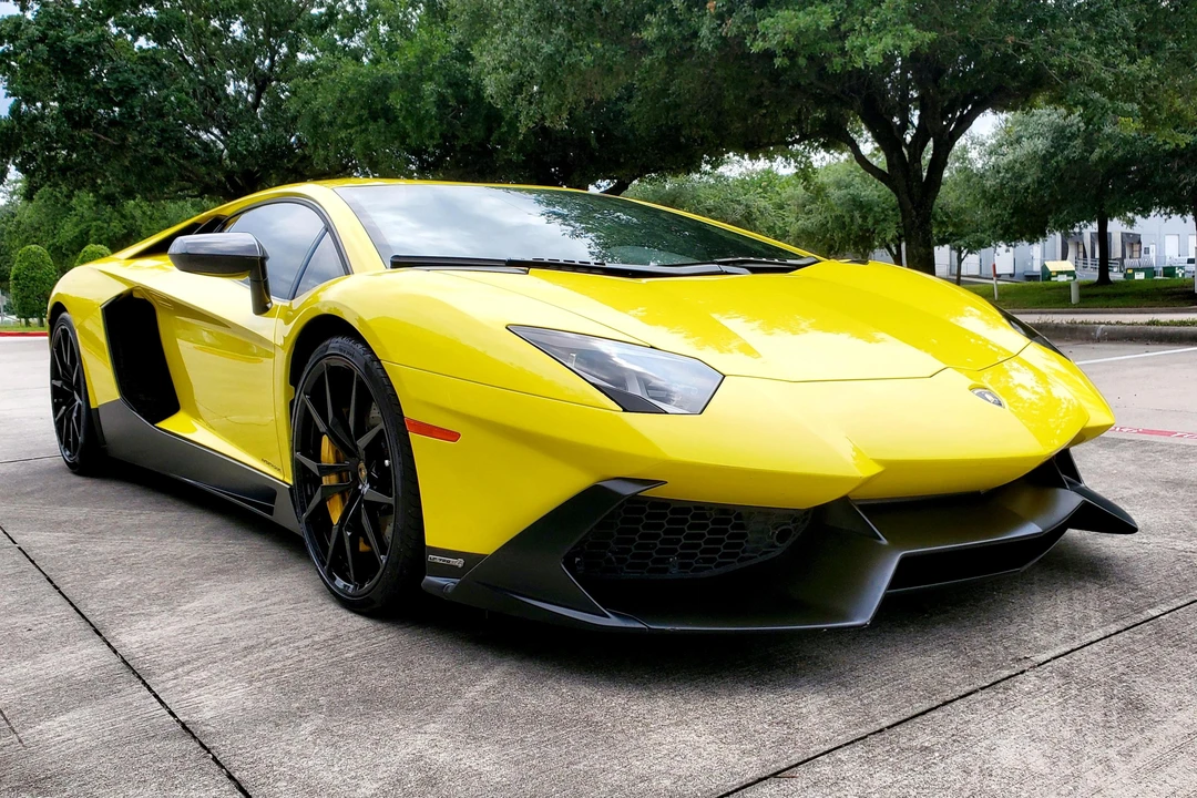2014 Lamborghini Aventador LP700-4 - Image 3 of 31