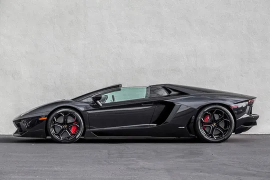 2014 Lamborghini Aventador Roadster