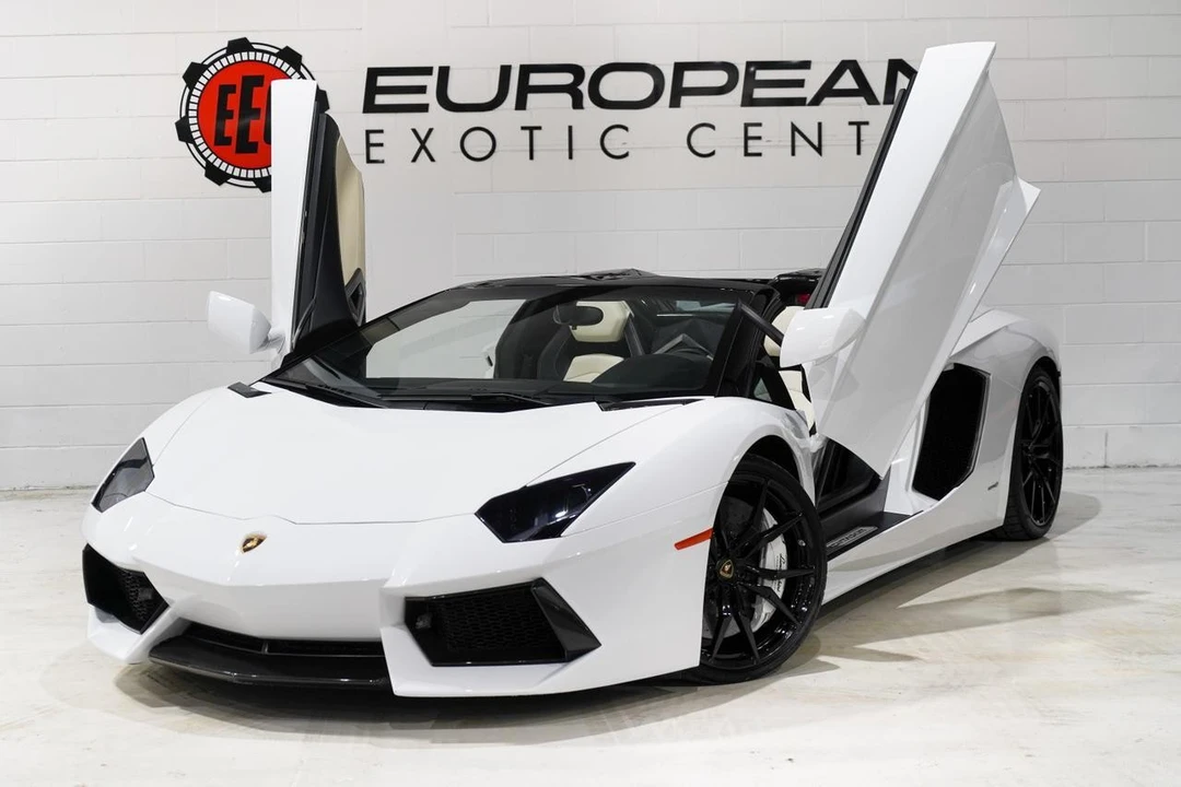 2014 Lamborghini Aventador LP700-4 - Image 4 of 21