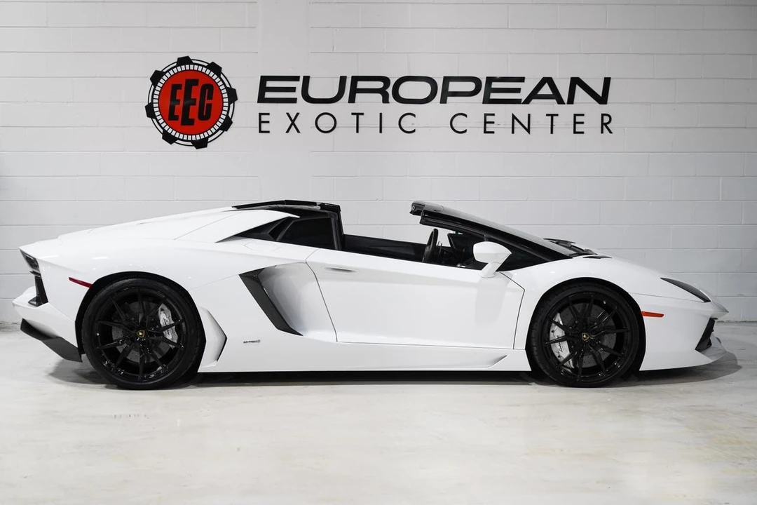 2014 Lamborghini Aventador LP700-4 - Image 6 of 21