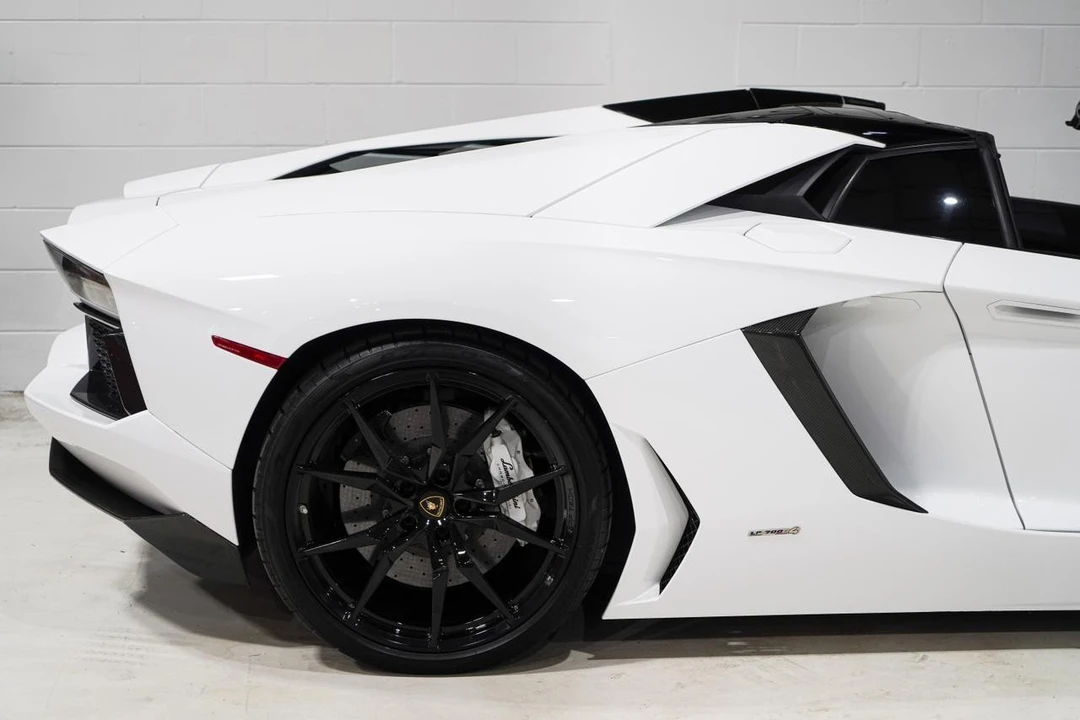 2014 Lamborghini Aventador LP700-4 - Image 21 of 21