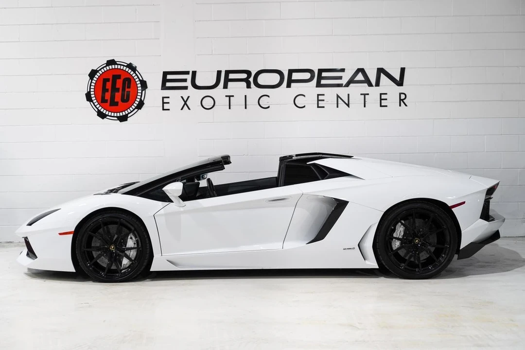 2014 Lamborghini Aventador LP700-4 - Image 7 of 21