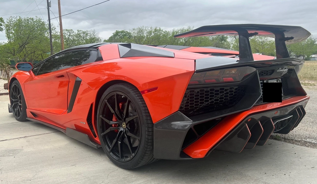 2014 Lamborghini Aventador LP700-4 - Image 2 of 7