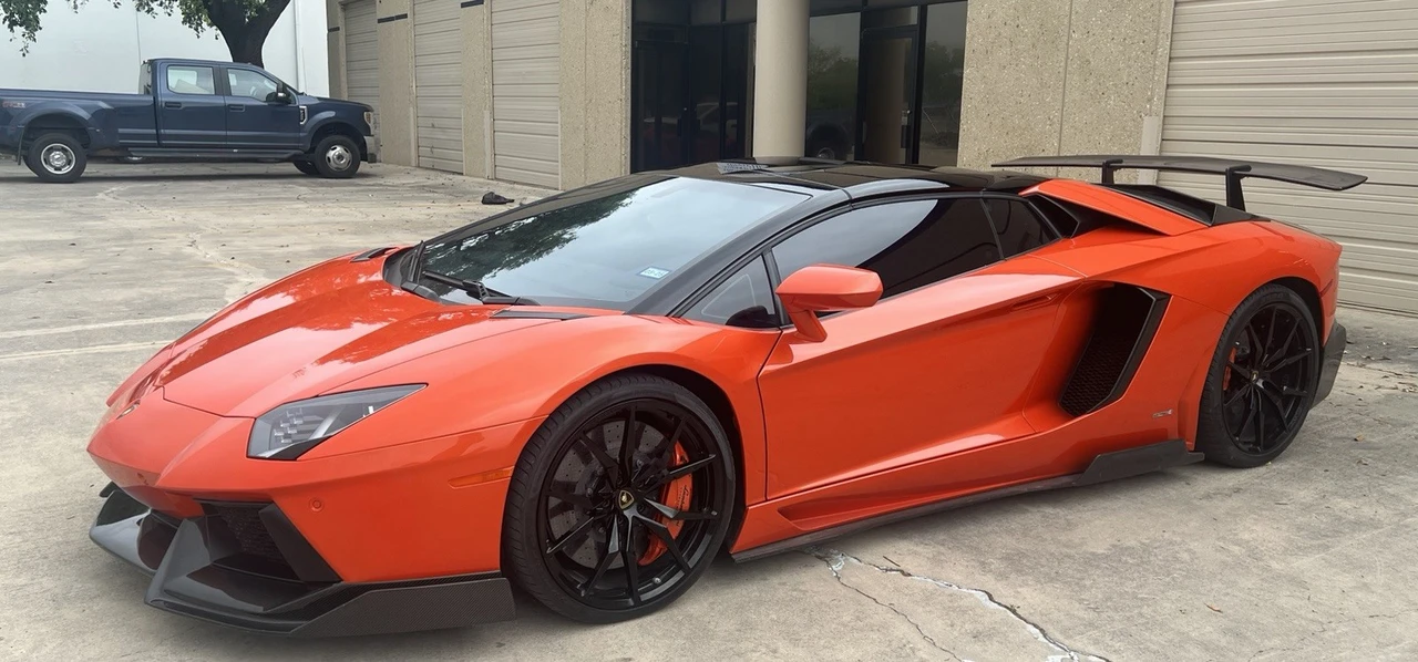 2014 Lamborghini Aventador LP700-4 - Image 5 of 7
